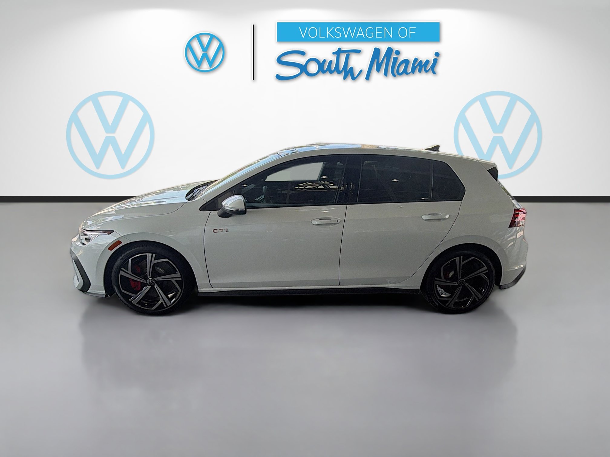 New 2026 Volkswagen GTI SE FWD image 4