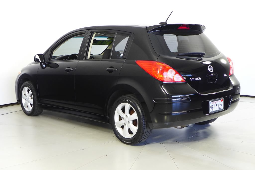 Used 2012 Nissan Versa Hatchback w/ SL Navigation Pkg FWD image 9