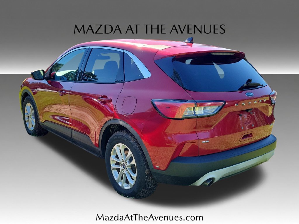 Used 2020 Ford Escape SE FWD image 20