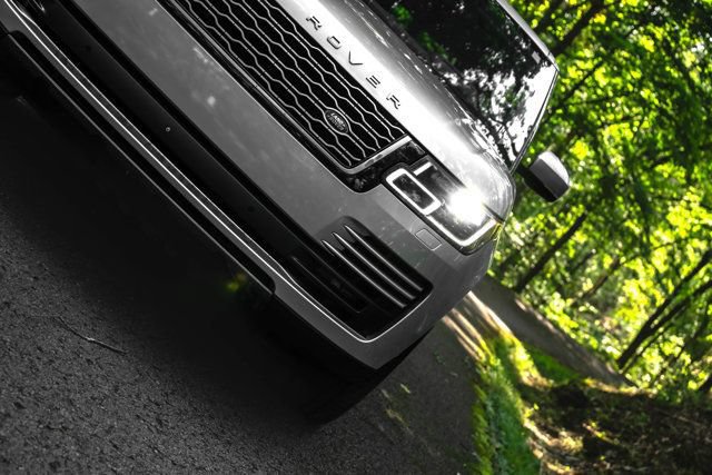 Used 2019 Land Rover Range Rover Autobiography AWD/4WD image 4