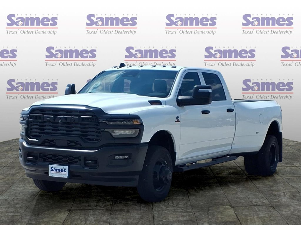 New 2026 RAM 3500 Tradesman AWD/4WD image 3