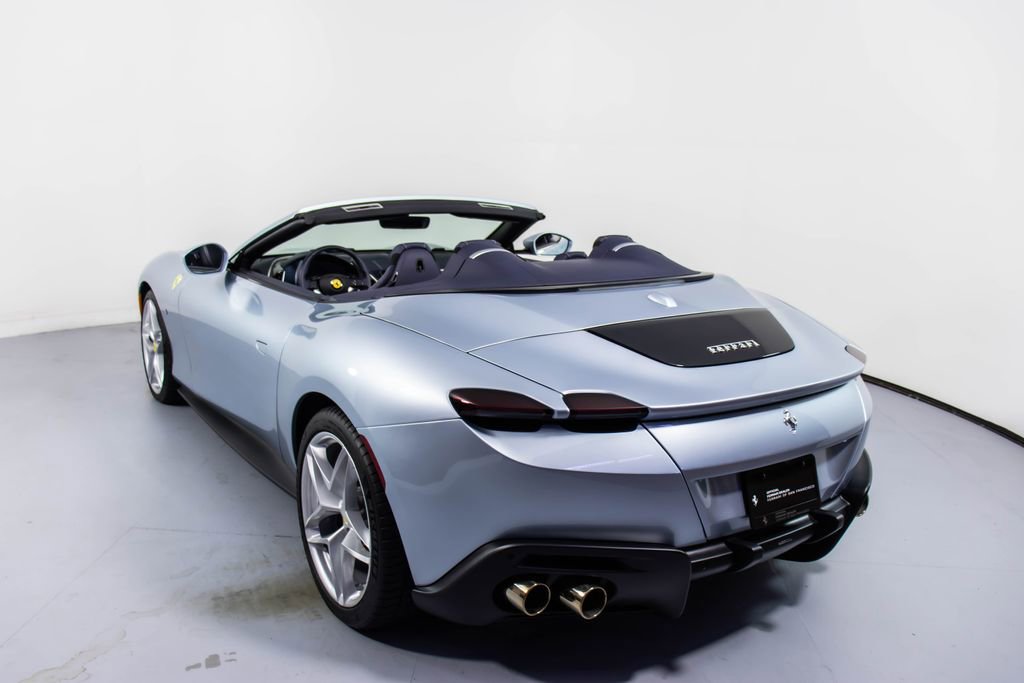 Certified 2025 Ferrari Roma Spider RWD image 26