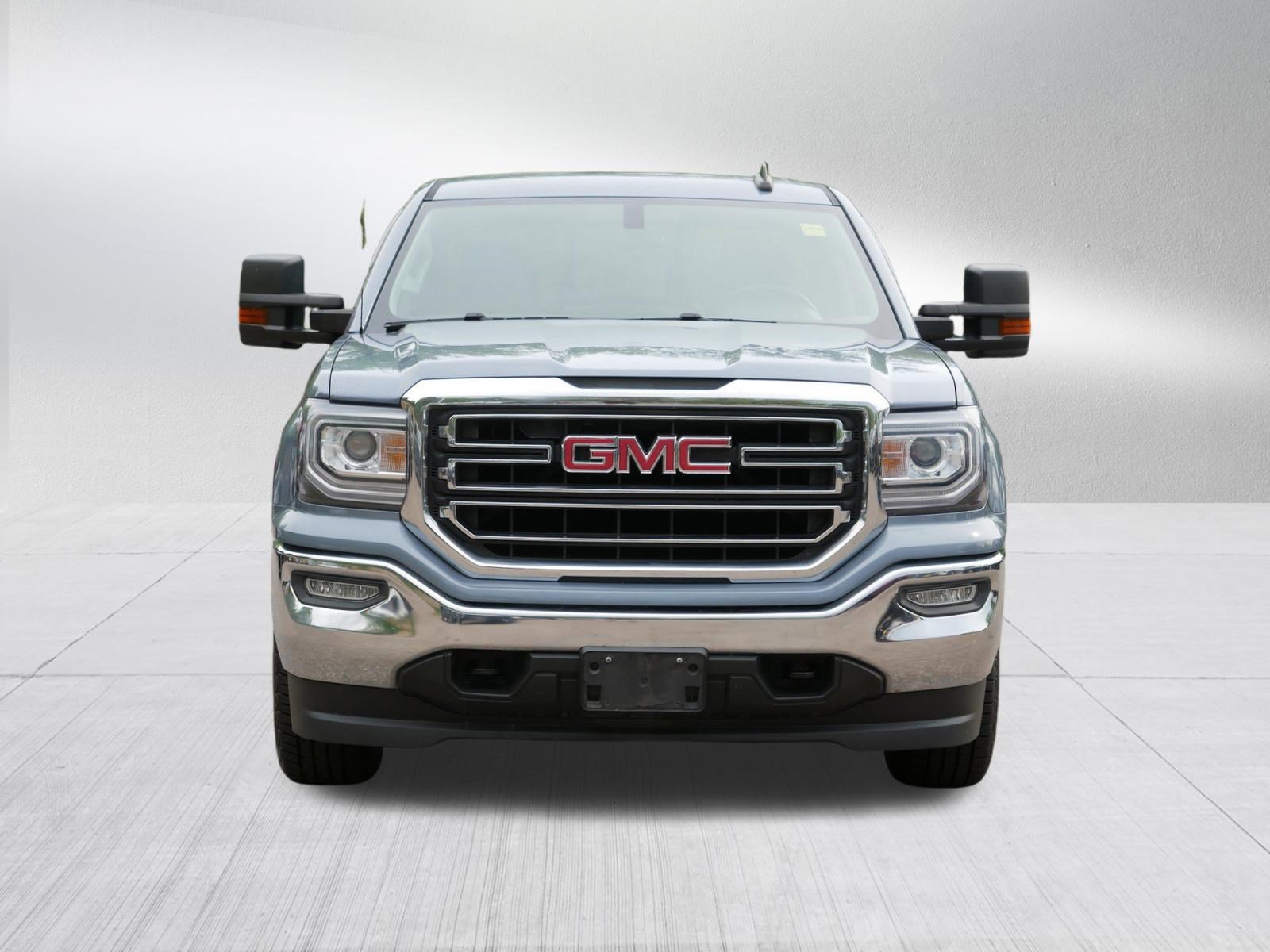 Used 2016 GMC Sierra 1500 SLE w/ SLE Value Package AWD/4WD image 2