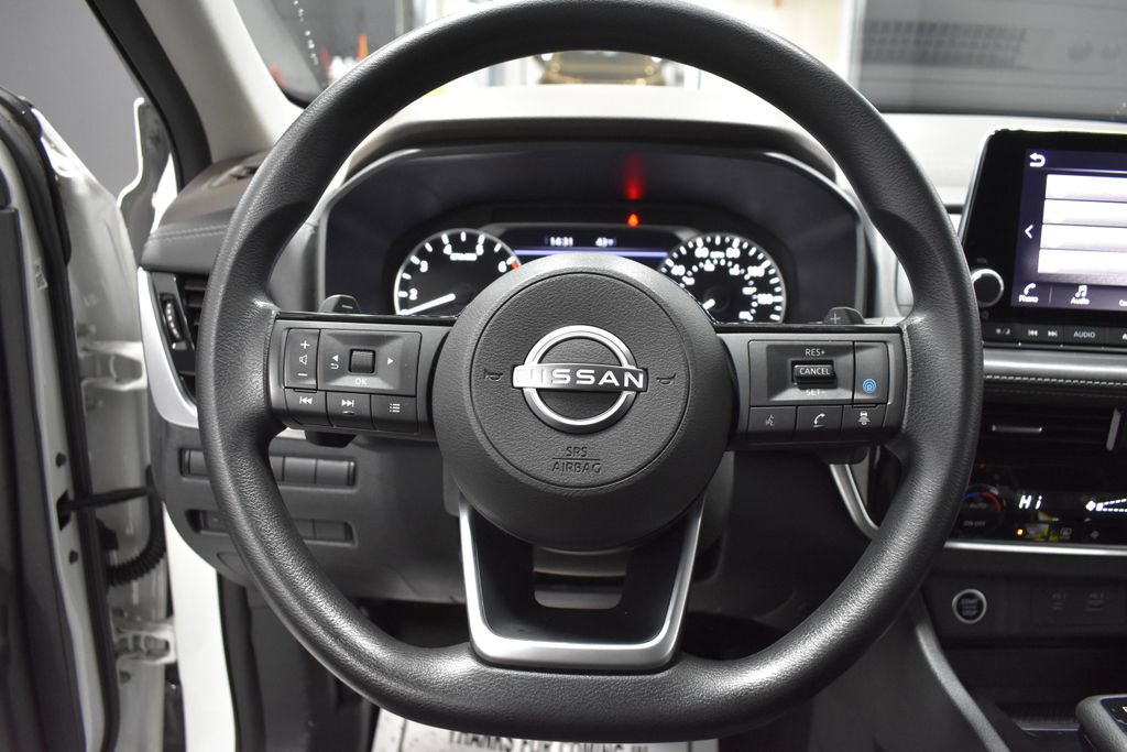 Certified 2023 Nissan Rogue SV image 24