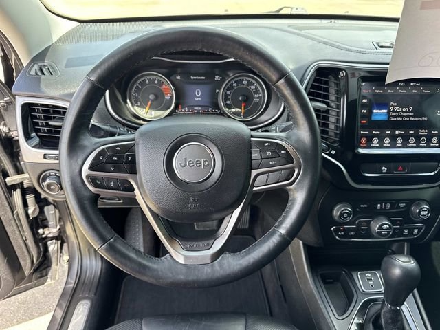 Used 2019 Jeep Cherokee Limited image 25