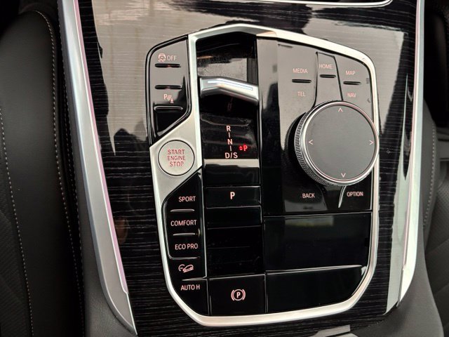 Used 2024 BMW X5 xDrive40i w/ M Sport Package AWD/4WD image 18