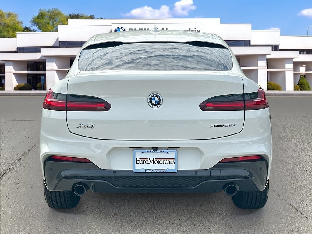 Used 2021 BMW X4 xDrive30i w/ M Sport Package AWD/4WD image 6