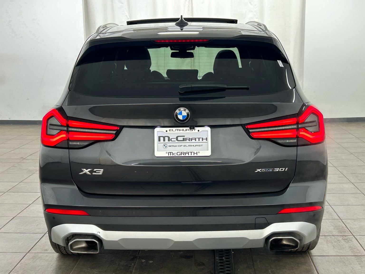 Used 2022 BMW X3 xDrive30i w/ Convenience Package w/ZPA AWD/4WD image 4