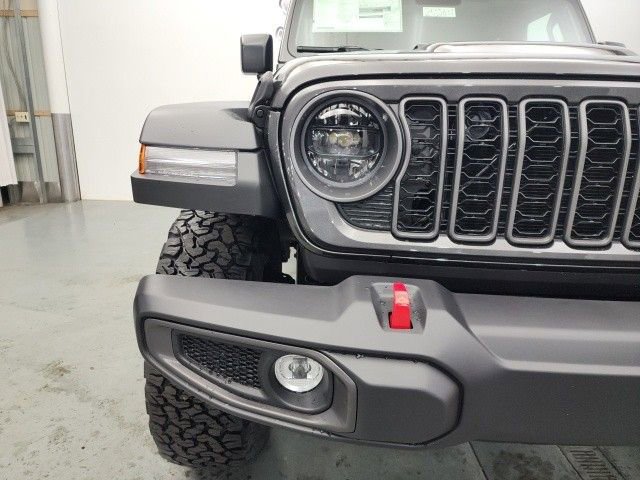 New 2025 Jeep Wrangler Unlimited Rubicon AWD/4WD image 35