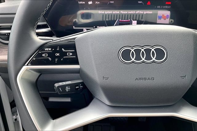Used 2025 Audi Q5 Premium w/ Convenience Package AWD/4WD image 11