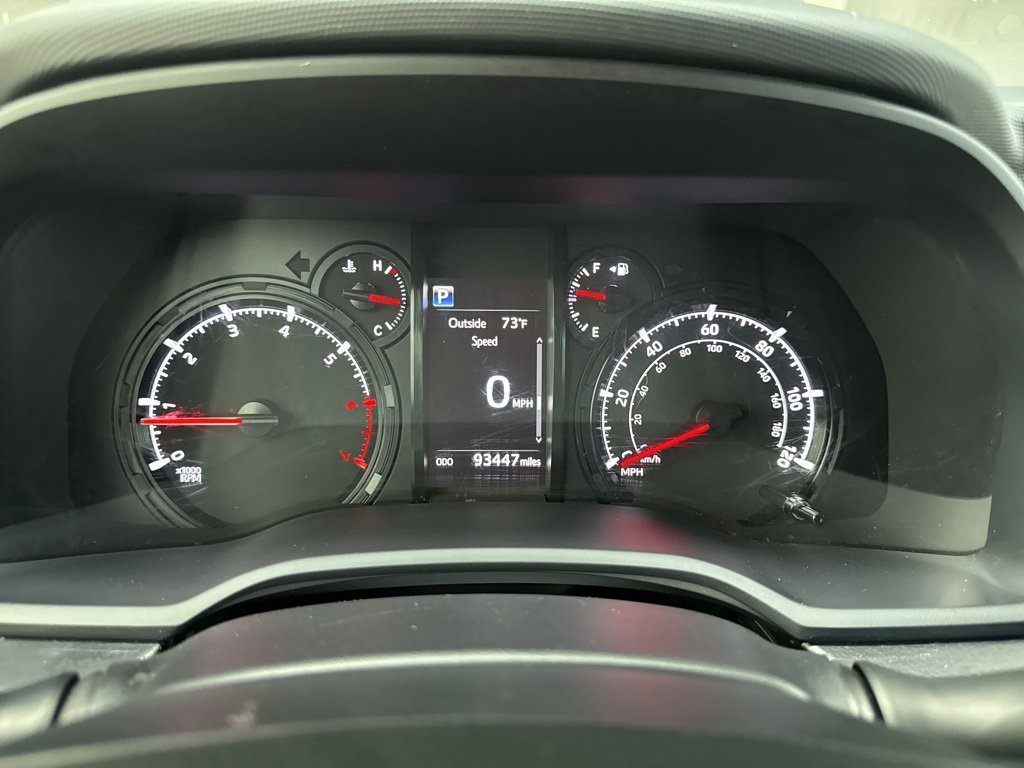 Used 2021 Toyota 4Runner SR5 image 3