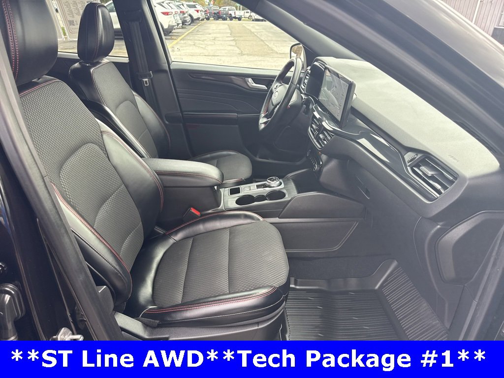 Used 2023 Ford Escape ST-Line w/ Tech Pack #1 image 24
