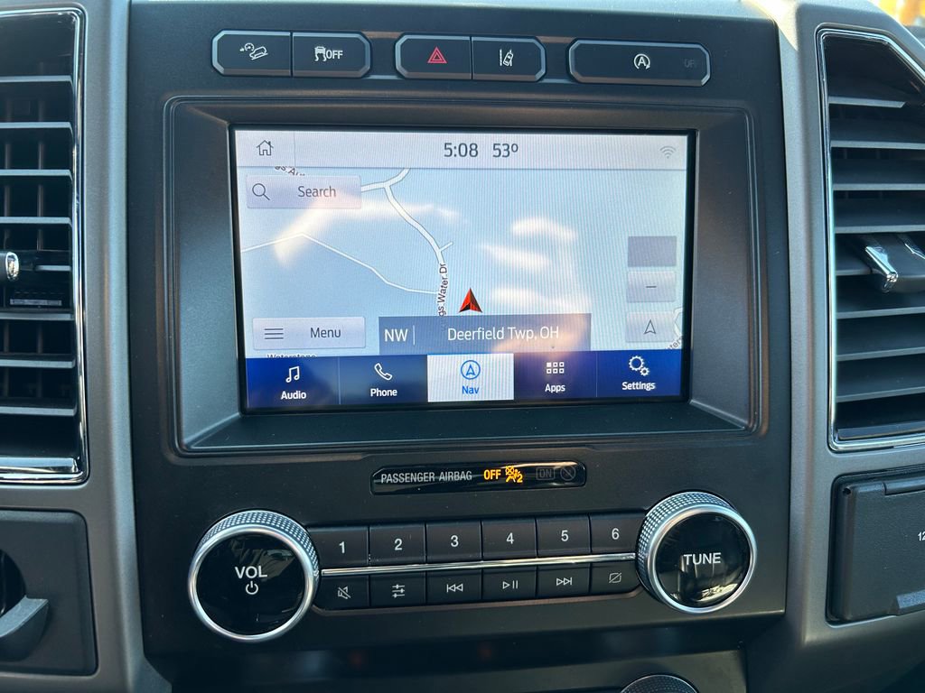 Used 2021 Ford Expedition XLT image 12