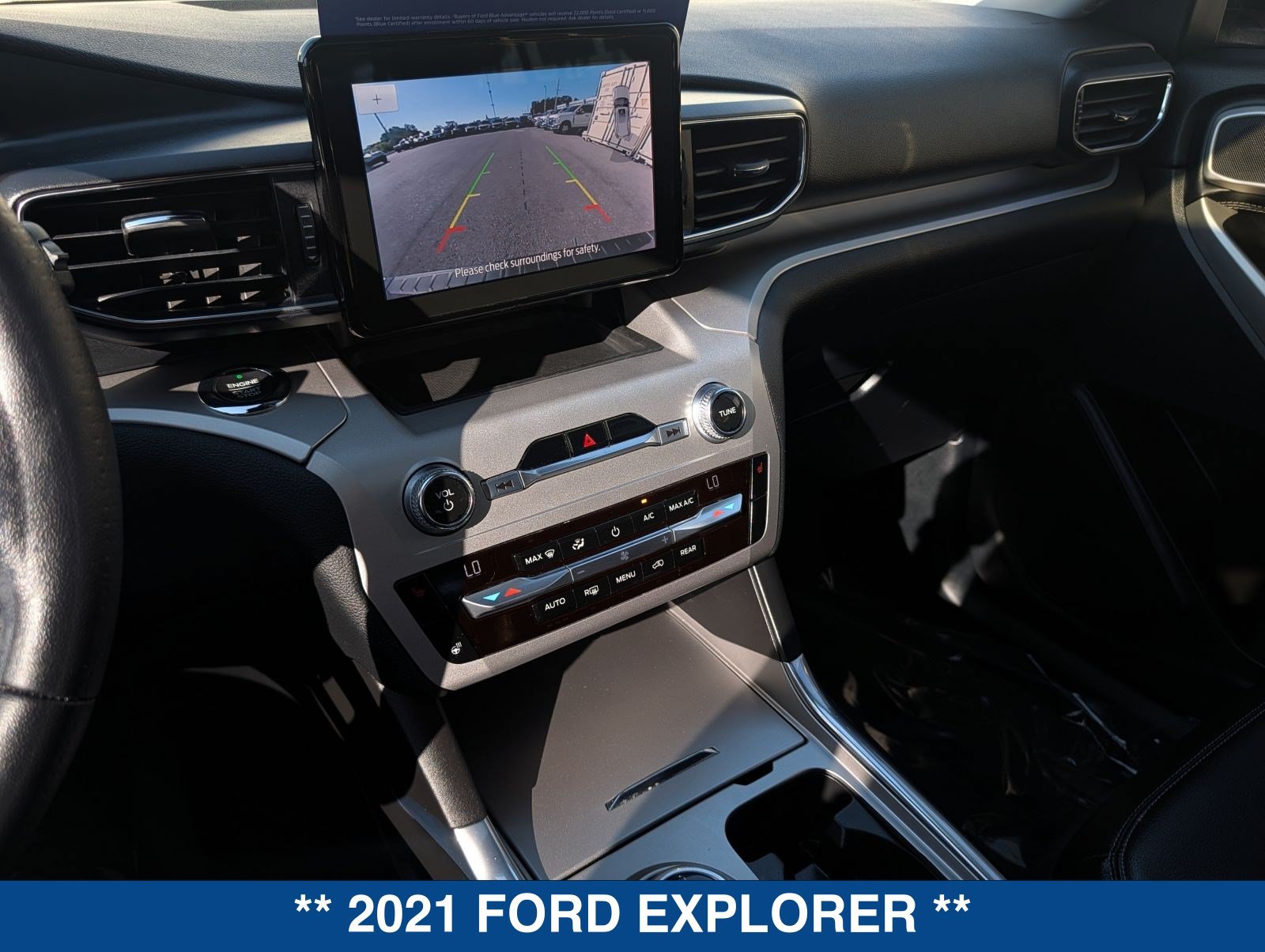 Certified 2021 Ford Explorer XLT w/ Equipment Group 202A AWD/4WD image 33