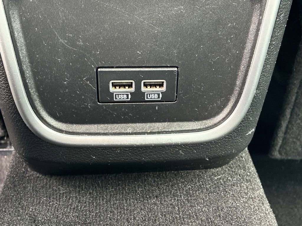 Used 2019 Chrysler 300 Touring w/ Quick Order Package 2EF image 14