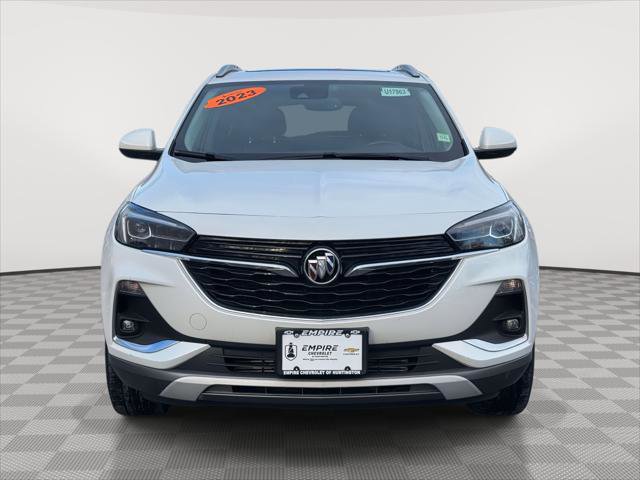 Used 2023 Buick Encore GX Essence w/ Experience Buick Package image 2
