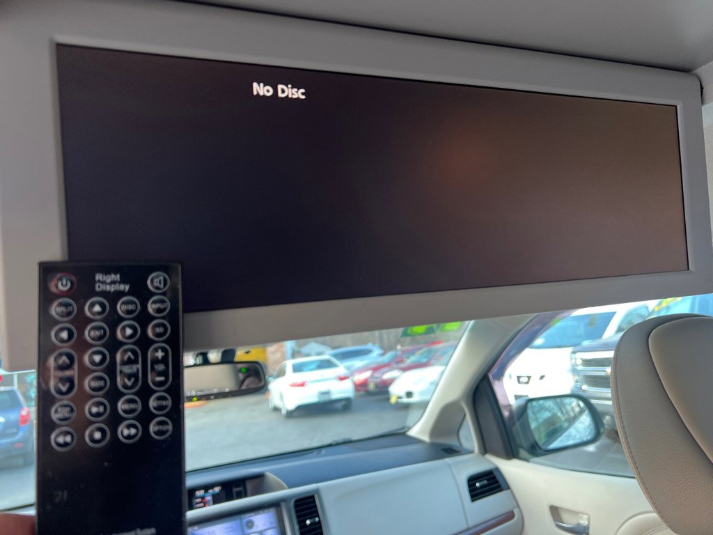 Used 2014 Toyota Sienna Limited w/ Limited Premium Package image 29