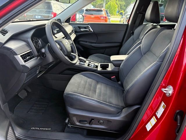 Used 2023 Mitsubishi Outlander SE FWD image 9