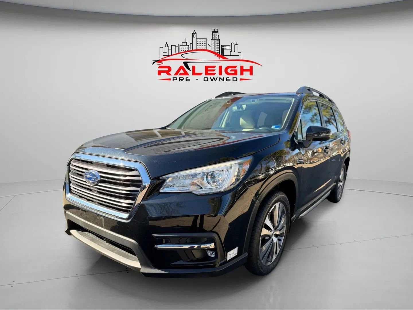 Used 2019 Subaru Ascent Limited w/ Popular Package #3 image 2