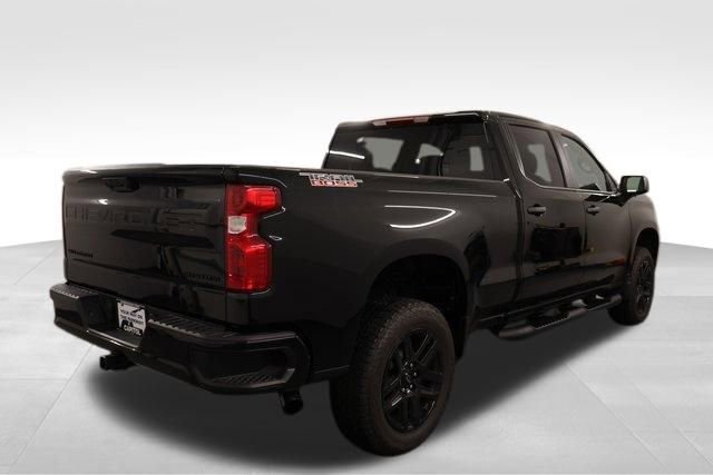 New 2026 Chevrolet Silverado 1500 Custom Trail Boss w/ Turbomax Blackout Package image 2