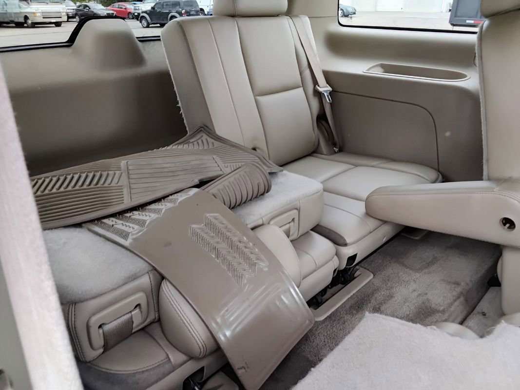 Used 2011 Chevrolet Tahoe LTZ image 19