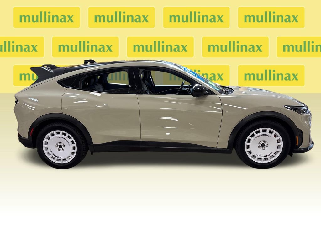 Certified 2025 Ford Mustang Mach-E GT image 2