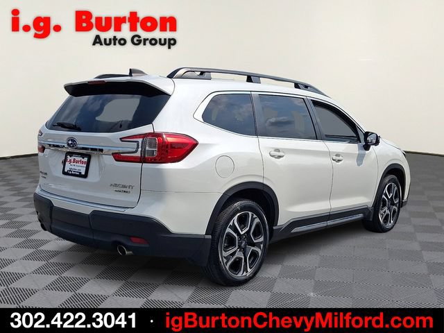 Used 2023 Subaru Ascent Limited w/ Technology Package AWD/4WD image 6