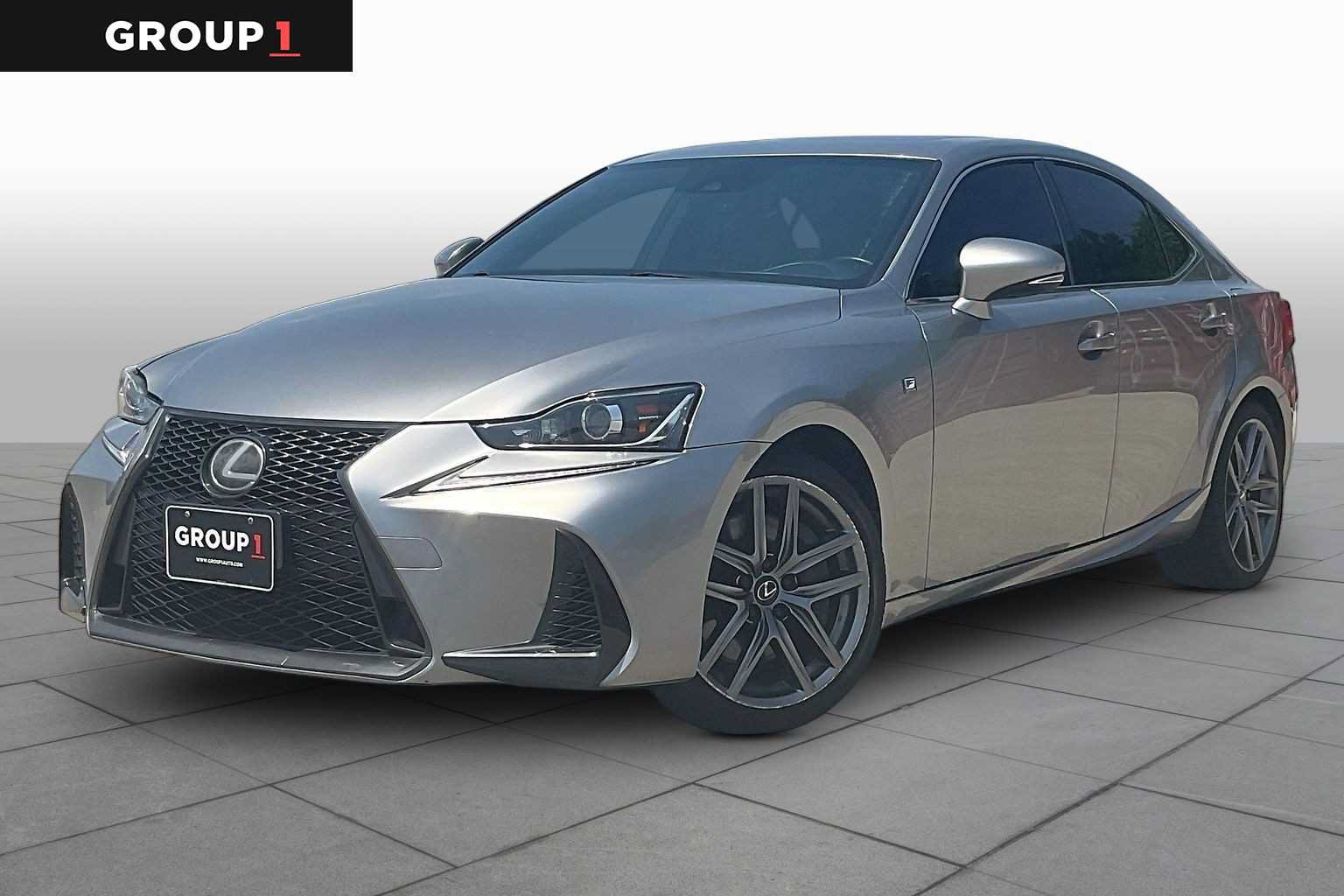 Used 2017 Lexus IS 200t F Sport w/ F Sport Package RWD image 1