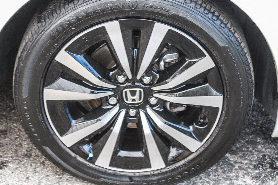 Used 2022 Honda Civic EX image 10