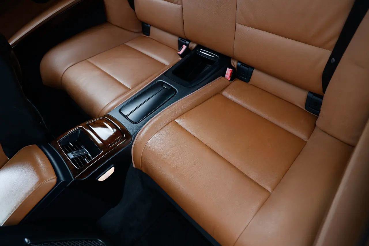 Used 2013 BMW 328i Convertible image 10