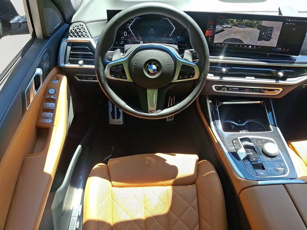 Certified 2024 BMW X7 xDrive40i w/ M Sport Package AWD/4WD image 13