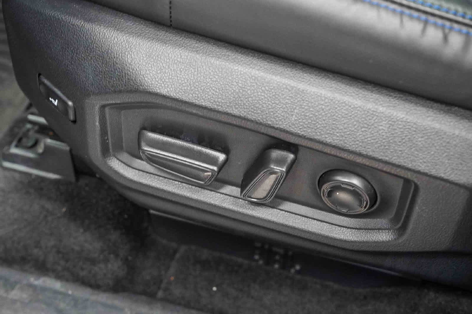 Used 2024 Toyota Sequoia Platinum AWD/4WD image 23