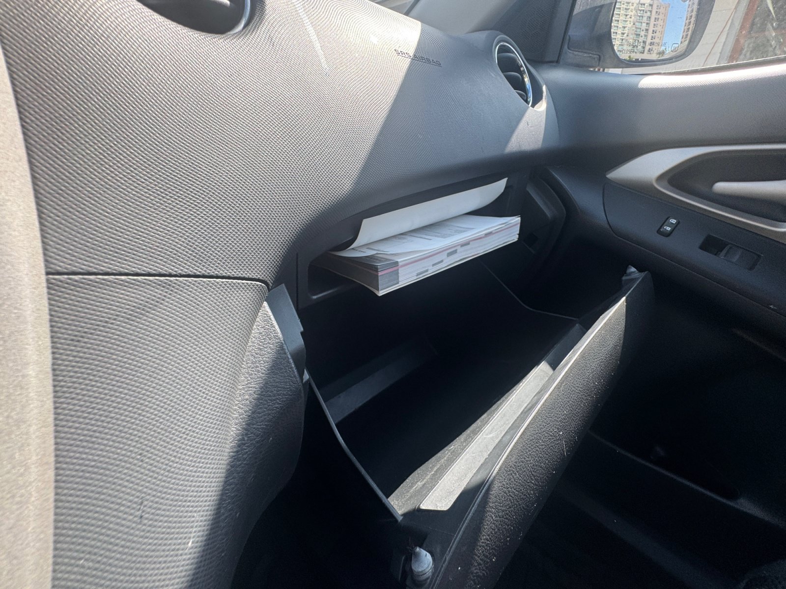 Used 2013 Toyota Matrix L FWD image 20