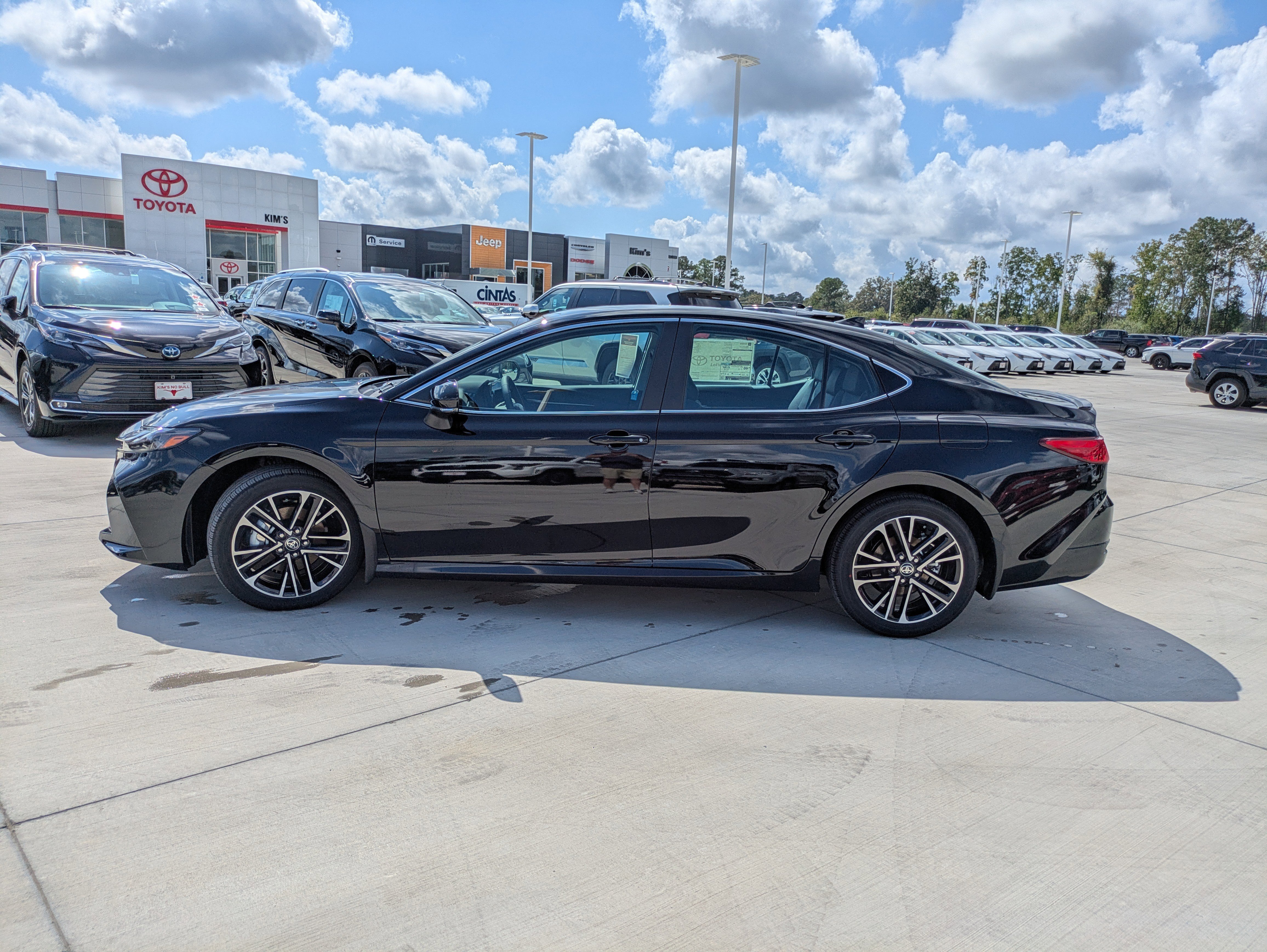 New 2026 Toyota Camry XLE image 4