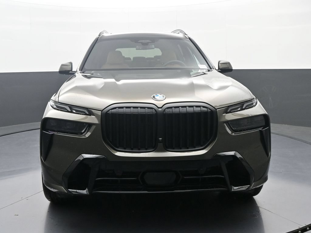 New 2027 BMW X7 xDrive40i w/ M Sport Package AWD/4WD image 2