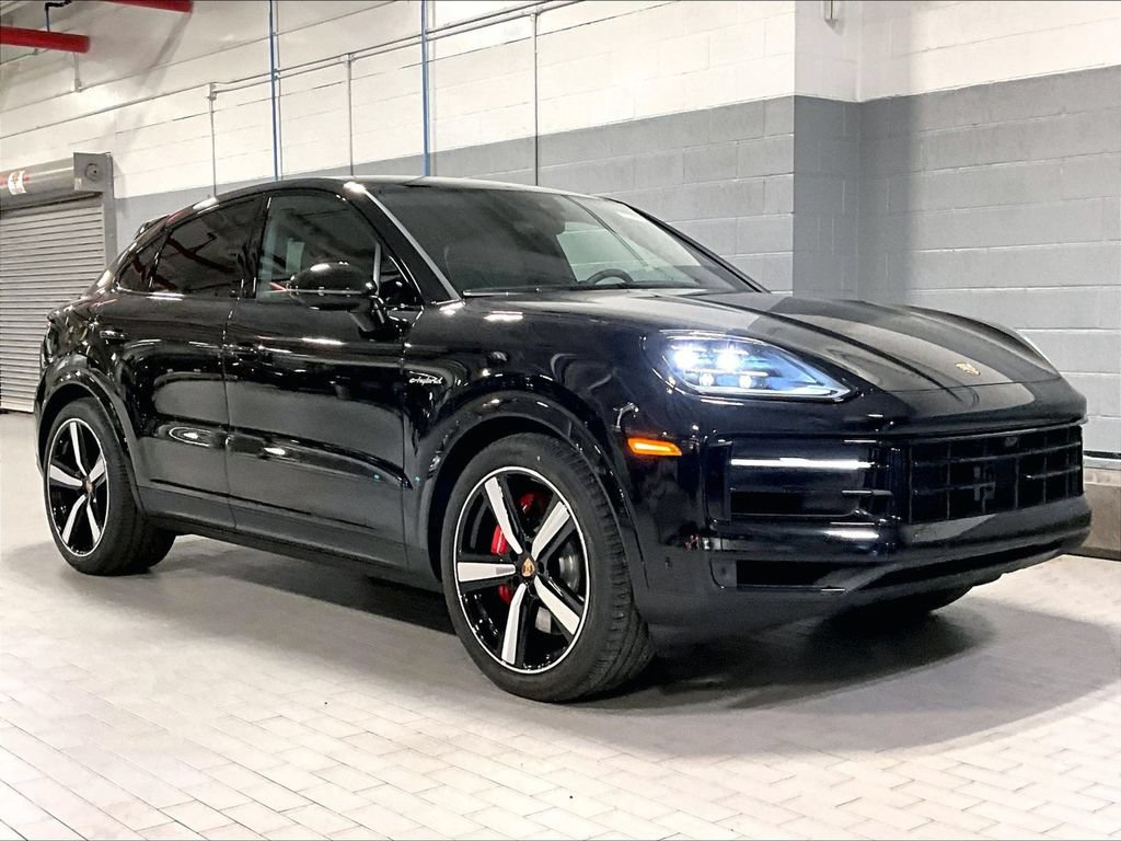 Used 2026 Porsche Cayenne S AWD/4WD image 7