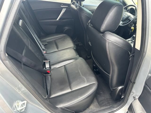 Used 2012 MAZDA MAZDA3 i Grand Touring w/ Tech Pkg FWD image 10