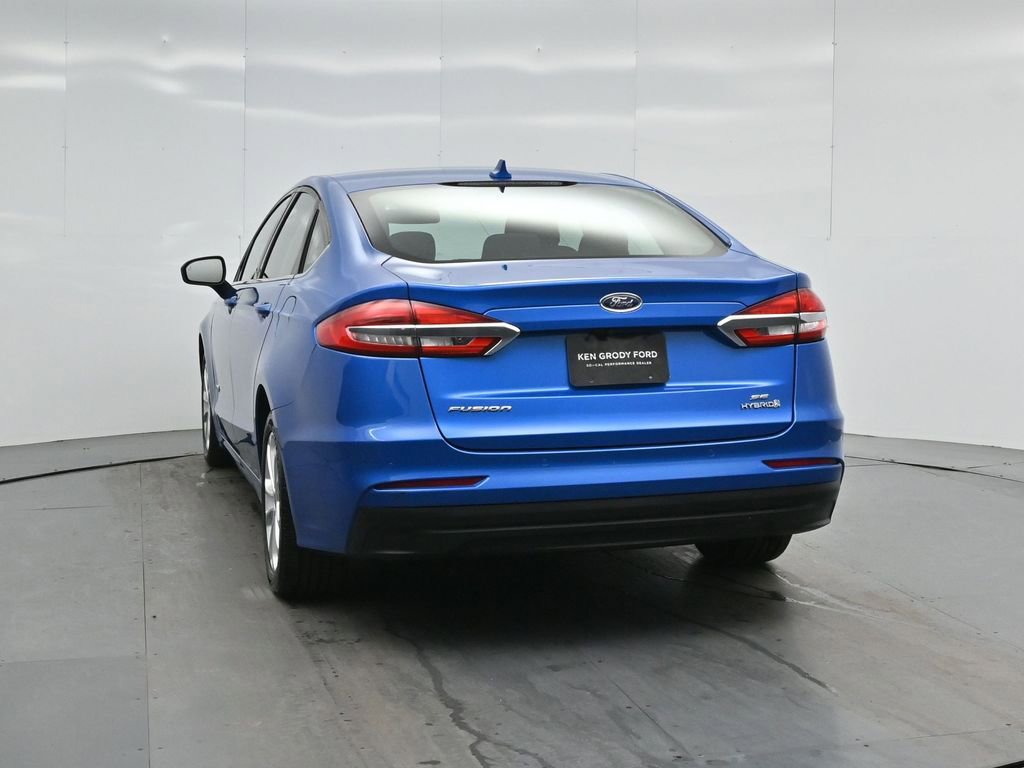 Certified 2019 Ford Fusion SE FWD image 26