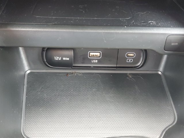 Certified 2024 Kia Soul S FWD image 30
