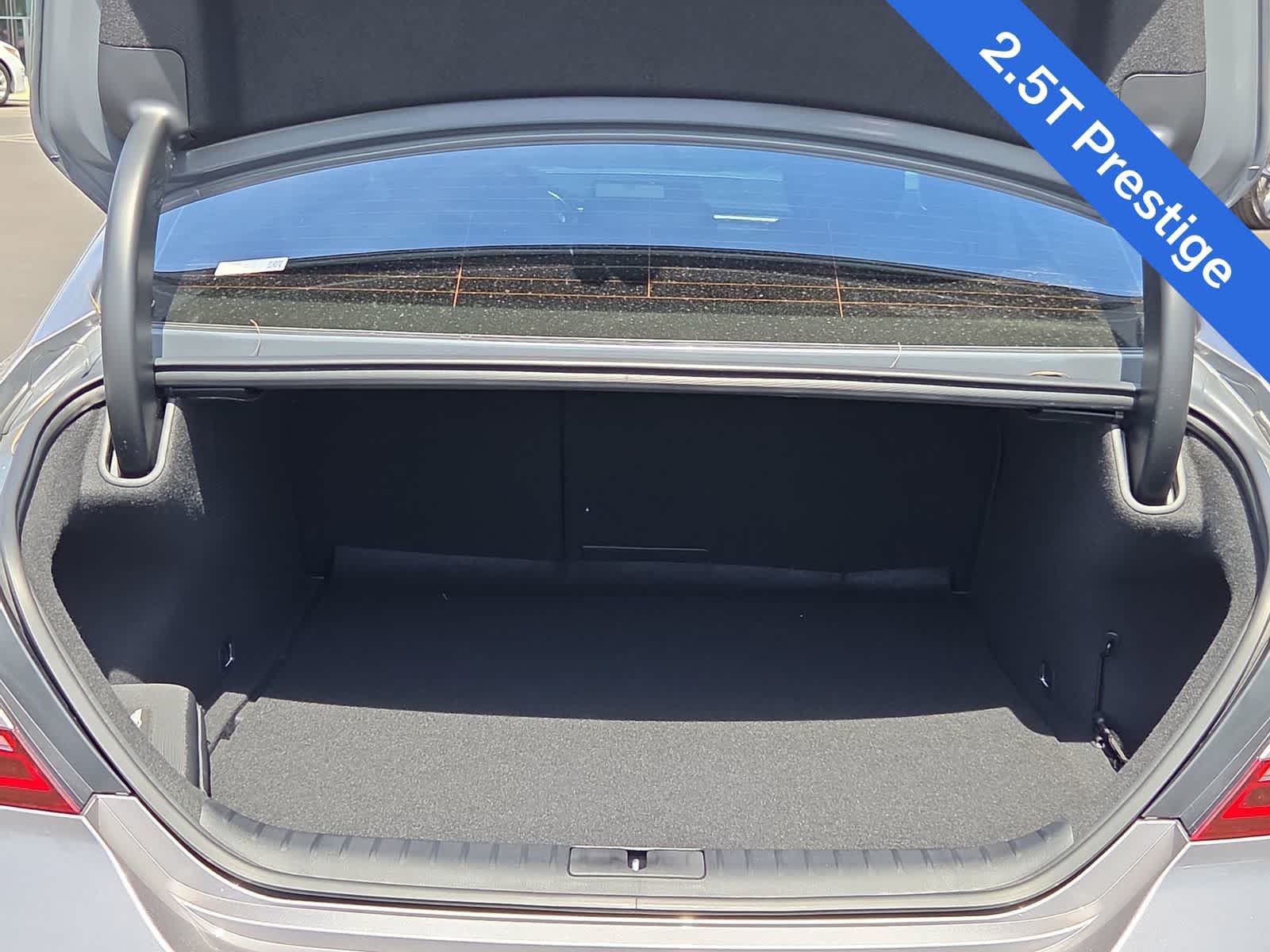 Certified 2026 Genesis G70 2.5T Prestige RWD image 23