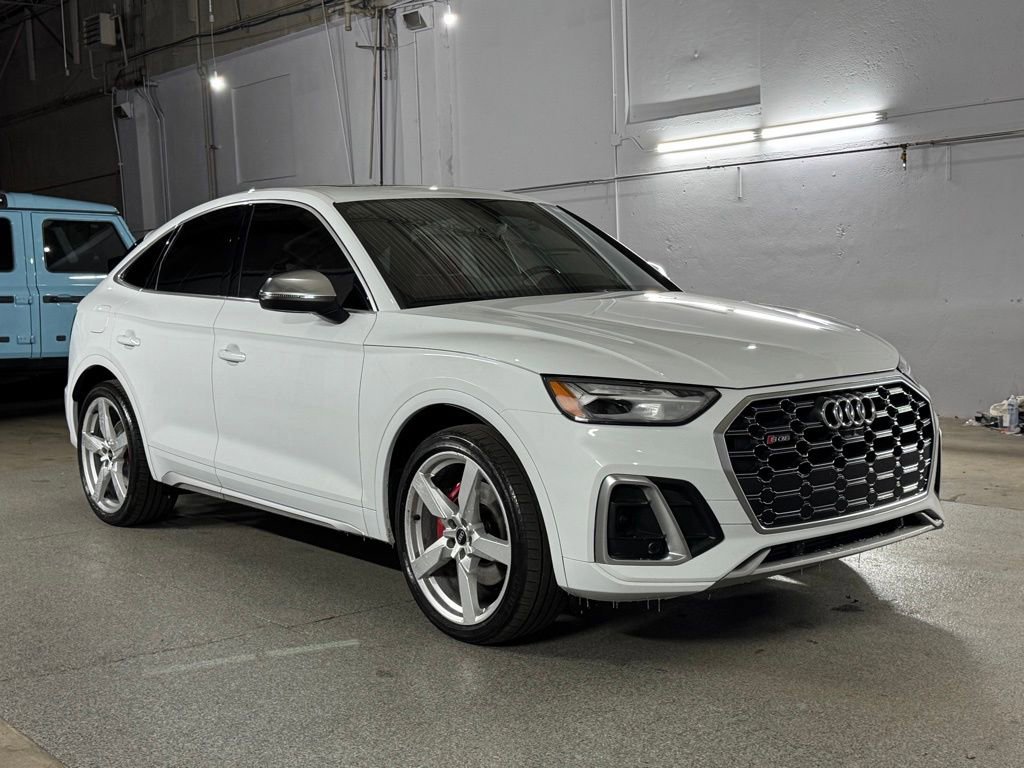 Used 2023 Audi SQ5 Premium Plus w/ Premium Plus Package image 3
