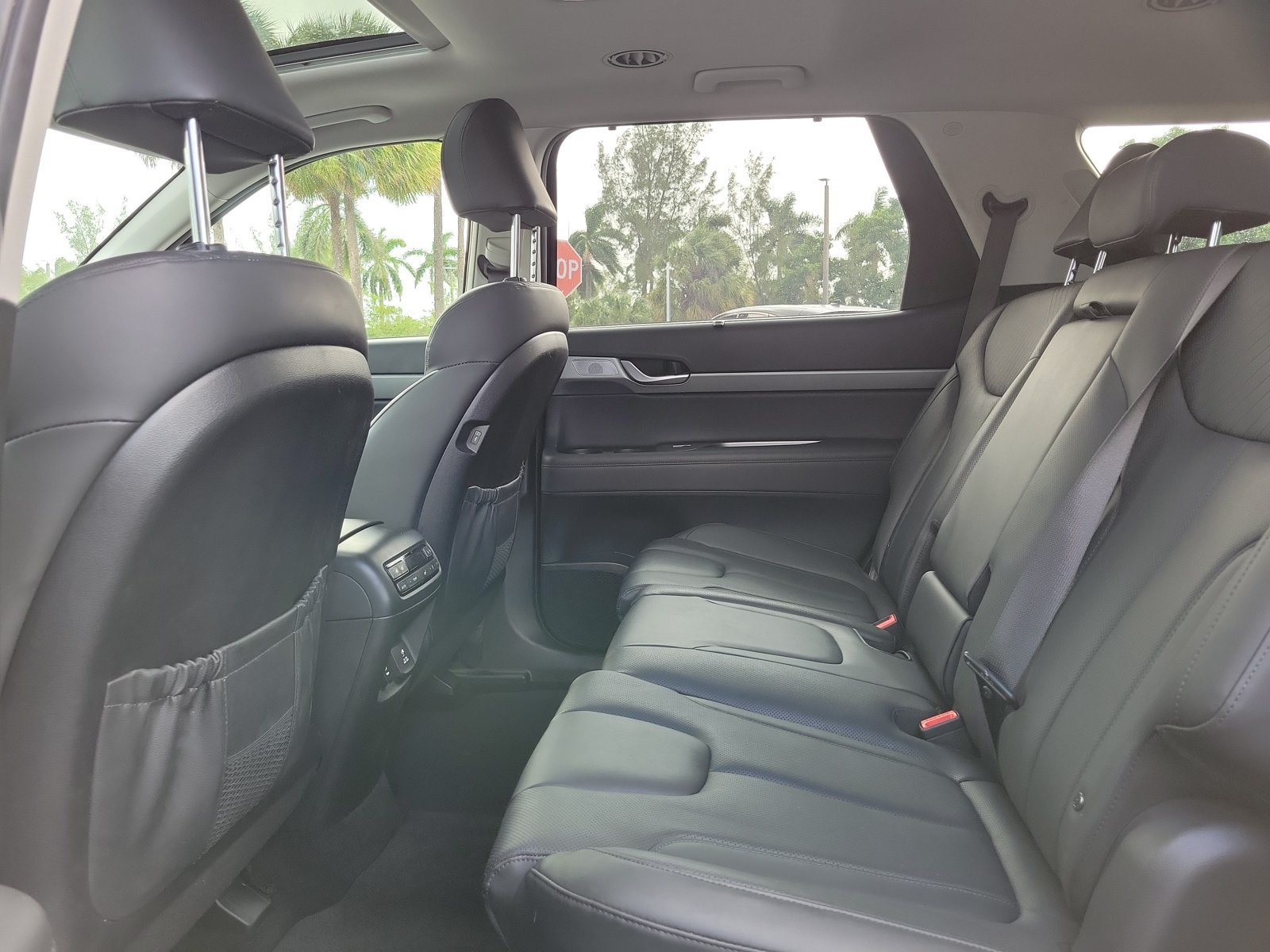 Used 2023 Hyundai Palisade SEL AWD/4WD image 14