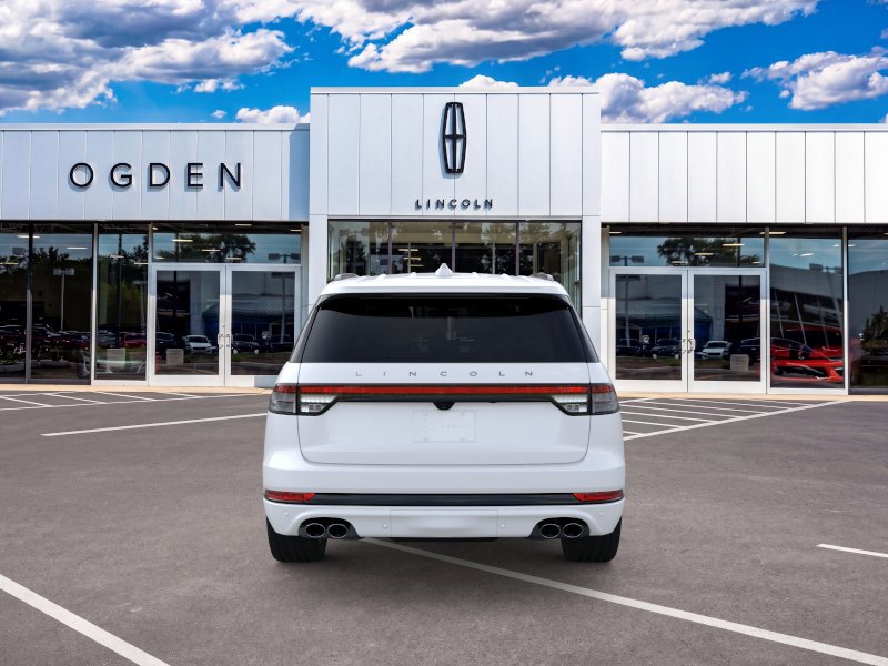 New 2026 Lincoln Aviator AWD w/ Jet Appearance Package image 5