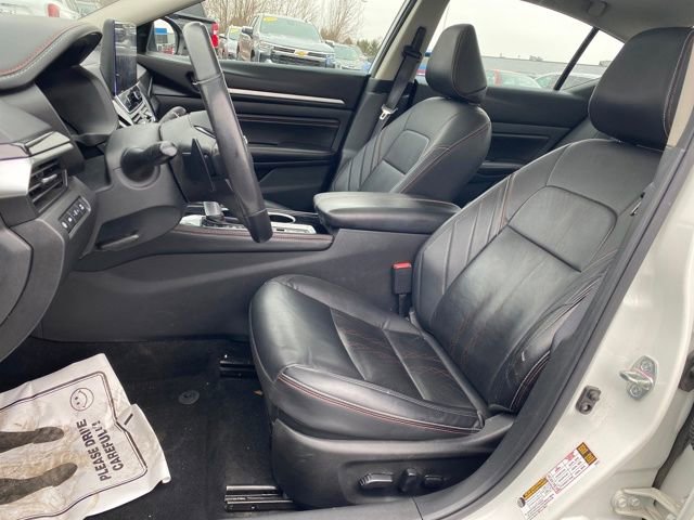 Used 2023 Nissan Altima 2.5 SR image 17