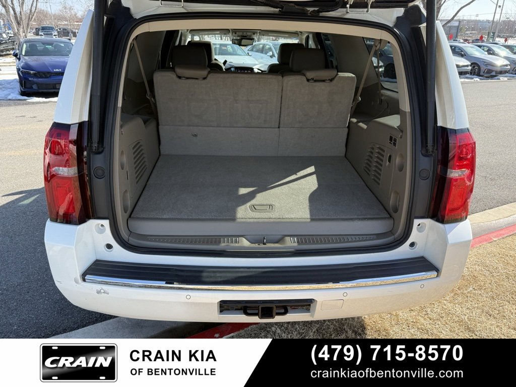 Used 2015 Chevrolet Suburban LTZ image 7