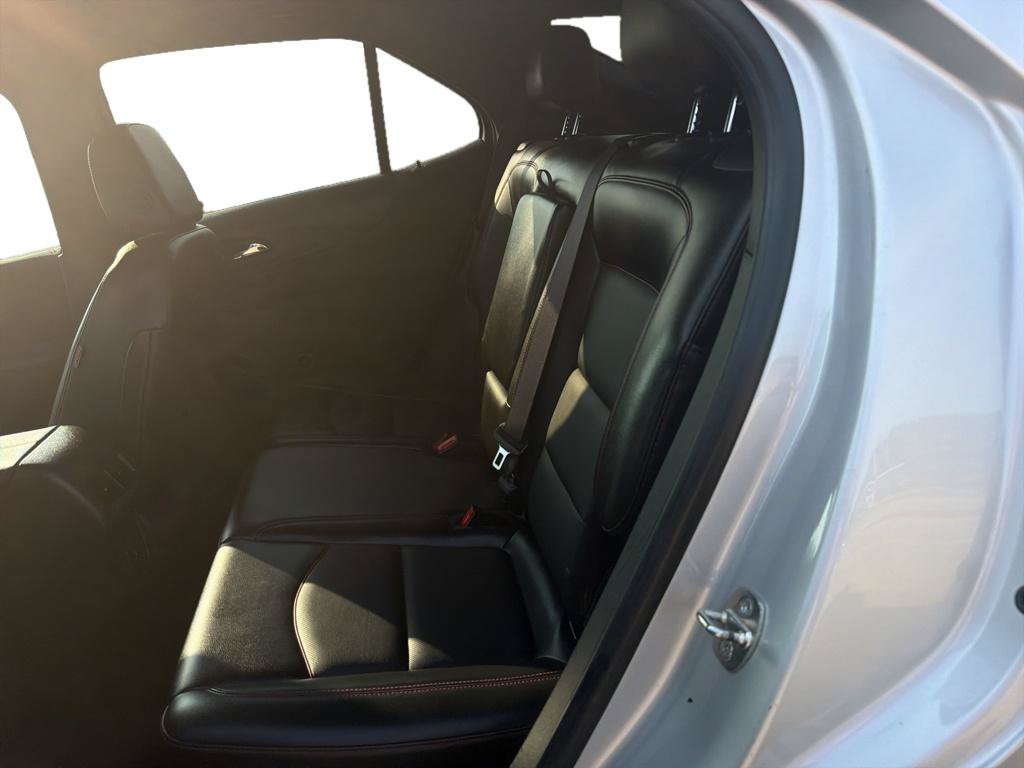 Used 2022 Chevrolet Equinox RS w/ RS Leather Package FWD image 8
