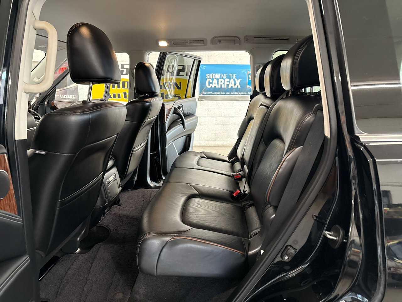 Used 2020 Nissan Armada SL image 33