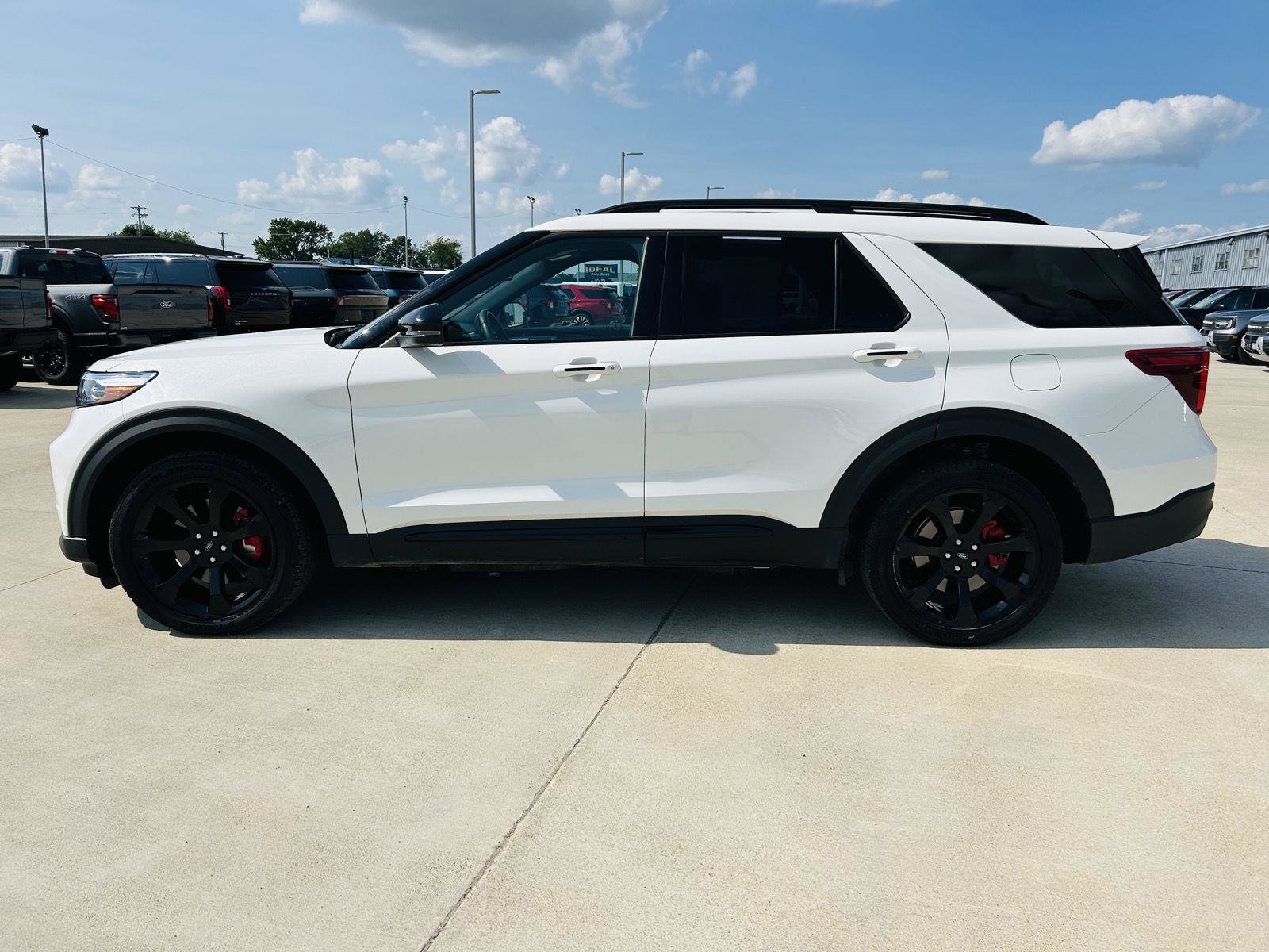 Used 2024 Ford Explorer ST w/ Equipment Group 401A AWD/4WD image 43