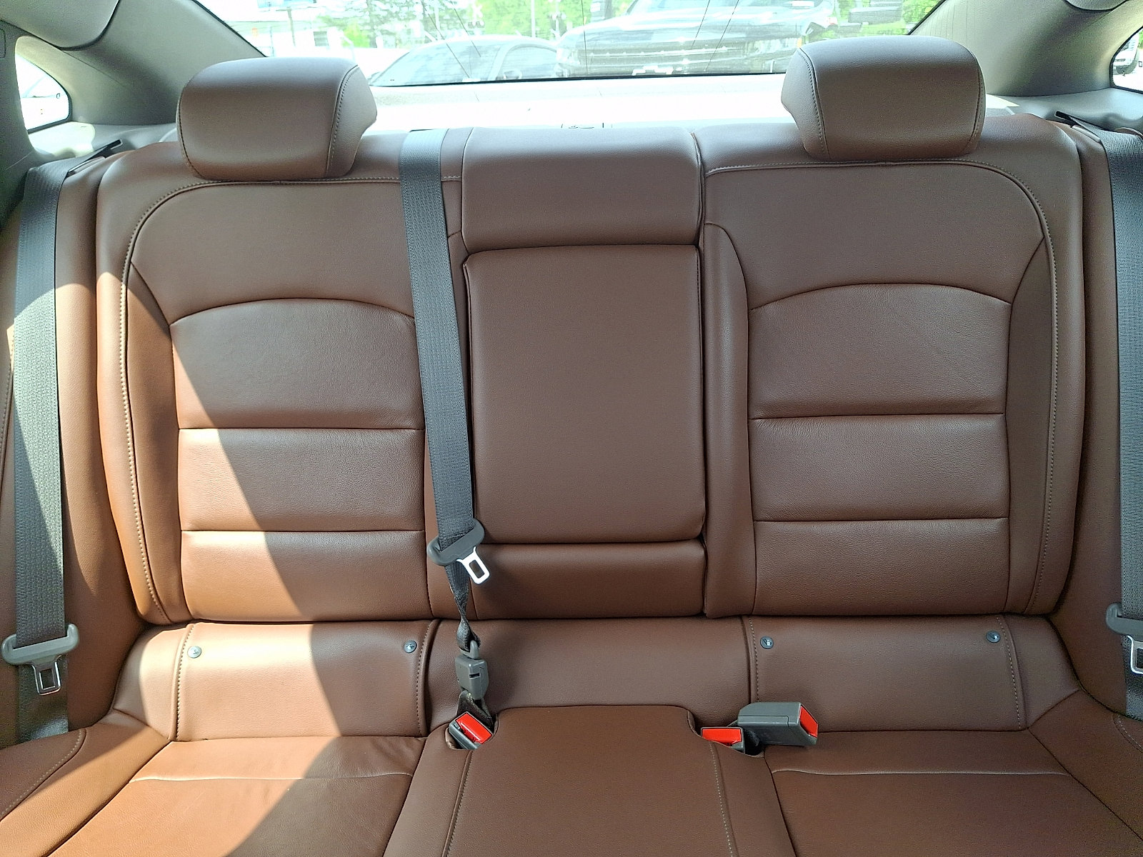 Used 2016 Chevrolet Malibu Hybrid w/ Leather Package FWD image 19