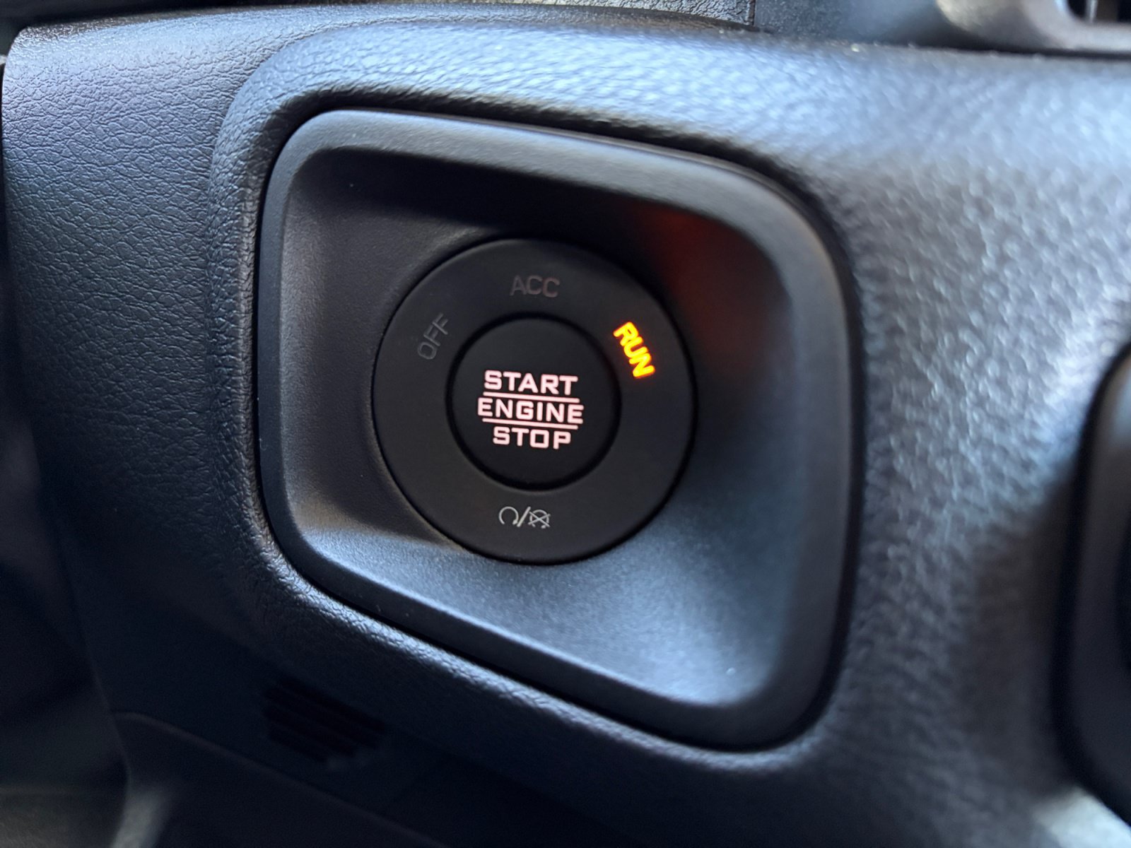 New 2026 Jeep Gladiator Sport AWD/4WD image 31